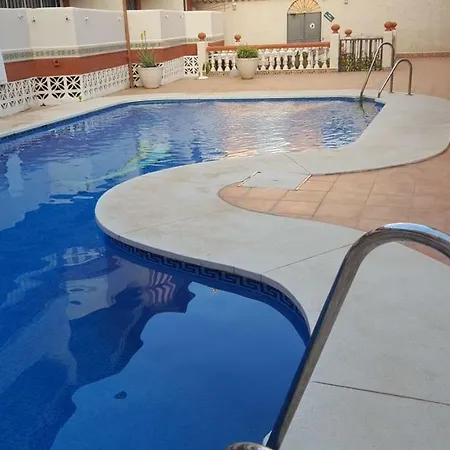 Plumas Апартаменты Торремолинос